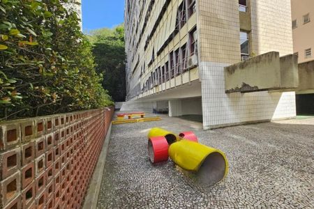 Apartamento à venda com 140m², 4 quartos e 1 vaga