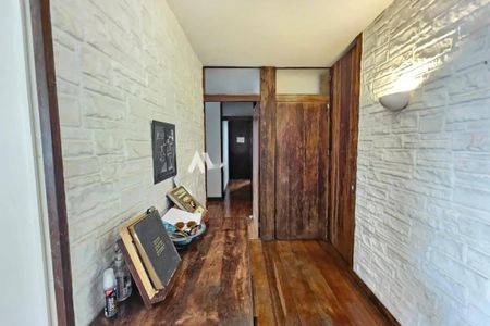 Apartamento à venda com 140m², 4 quartos e 1 vaga