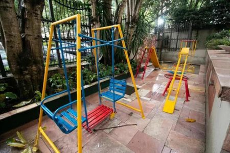 Apartamento à venda com 130m², 3 quartos e 2 vagas