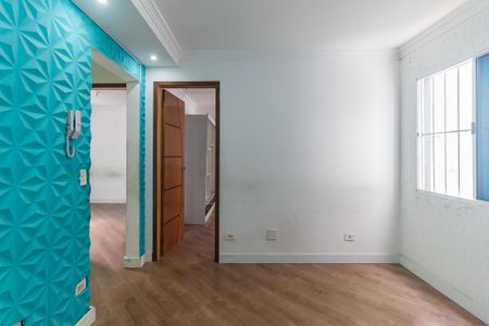 Sala de apartamento para alugar com 2 quartos, 74m² em Vila Perracini, Poá