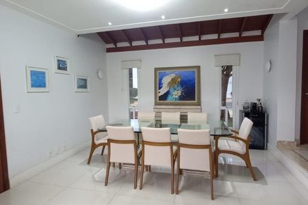 Casa à venda com 3 quartos, 250m² em Parque Taquaral, Campinas