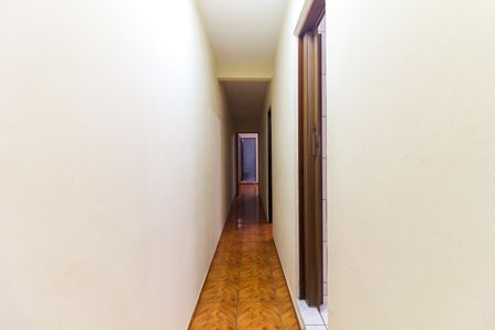 Casa para alugar com 150m², 4 quartos e 3 vagasCorredor