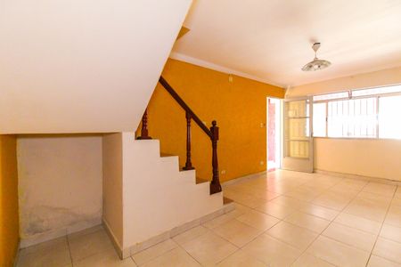 Casa para alugar com 150m², 4 quartos e 3 vagasSala