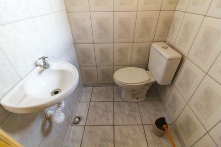 Casa para alugar com 150m², 4 quartos e 3 vagasBanheiro de Serviço