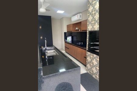 Casa à venda com 4 quartos, 410m² em Swiss Park, Campinas