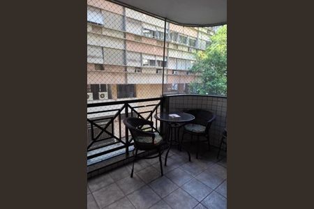 Apartamento à venda com 51m², 1 quarto e 1 vaga