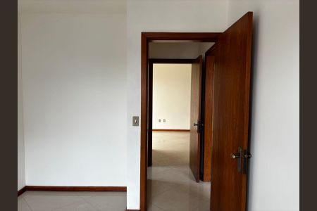 Apartamento à venda com 158m², 3 quartos e 1 vagaCorredor