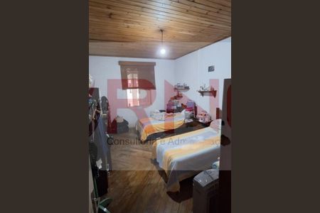 Casa à venda com 4 quartos, 700m² em Vila Albertina, São Paulo