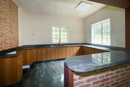 Casa de condomínio para alugar com 280m², 6 quartos e 8 vagasCozinha