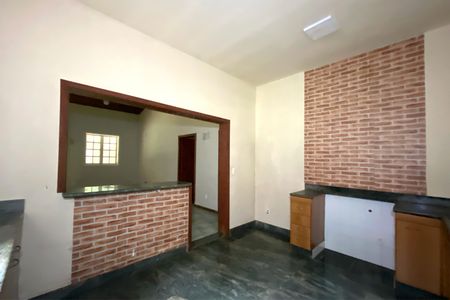 Casa de condomínio para alugar com 280m², 6 quartos e 8 vagasCozinha