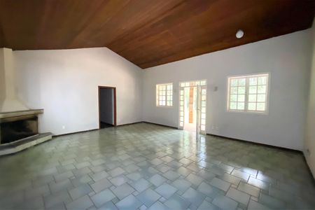 Casa de condomínio para alugar com 280m², 6 quartos e 8 vagasSala