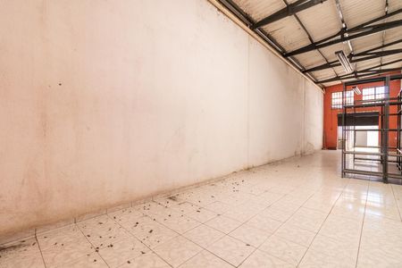 Casa para alugar com 250m², 2 quartos e 1 vagaSalão