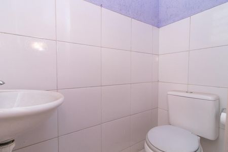 Casa para alugar com 250m², 2 quartos e 1 vagaLavabo