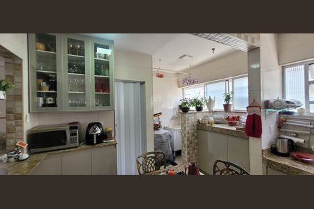Apartamento à venda com 90m², 2 quartos e 1 vaga Apartamento à venda com 90m², 2 quartos e 1 vagacozinha