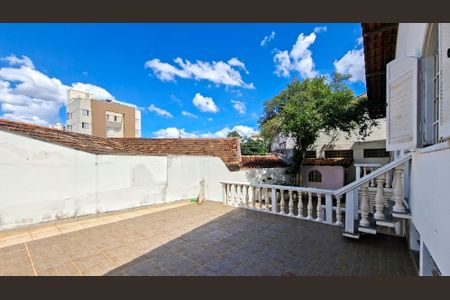 Casa para alugar com 300m², 4 quartos e 3 vagasQuintal