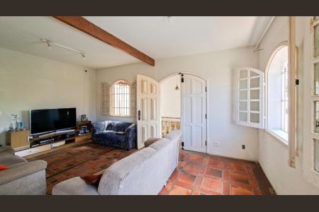 Sala de casa para alugar com 4 quartos, 300m² em Floresta, Belo Horizonte