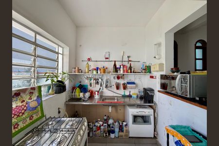 Casa para alugar com 230m², 3 quartos e 2 vagas Casa para alugar com 230m², 3 quartos e 2 vagasCozinha