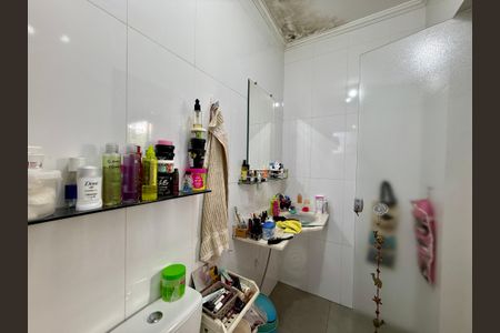 Casa para alugar com 230m², 3 quartos e 2 vagas Casa para alugar com 230m², 3 quartos e 2 vagasBanheiro Suíte