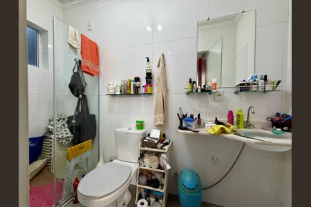 Casa para alugar com 230m², 3 quartos e 2 vagas Casa para alugar com 230m², 3 quartos e 2 vagasBanheiro Suíte