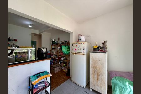 Casa para alugar com 230m², 3 quartos e 2 vagas Casa para alugar com 230m², 3 quartos e 2 vagasCozinha