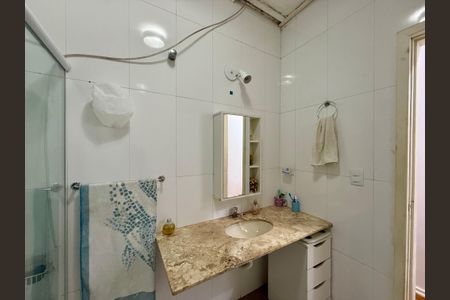 Casa para alugar com 230m², 3 quartos e 2 vagas Casa para alugar com 230m², 3 quartos e 2 vagasBanheiro Social