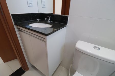 Apartamento para alugar com 53m², 2 quartos e 1 vagaBanheiro do Quarto 2