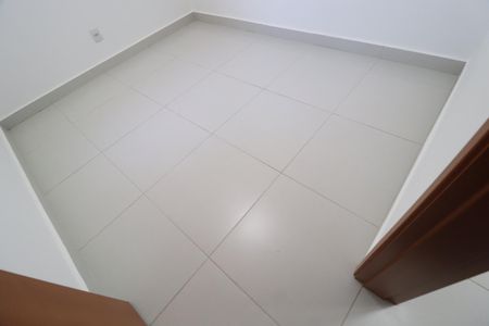 Apartamento para alugar com 2 quartos, 53m² em Segismundo Pereira, Uberlândia