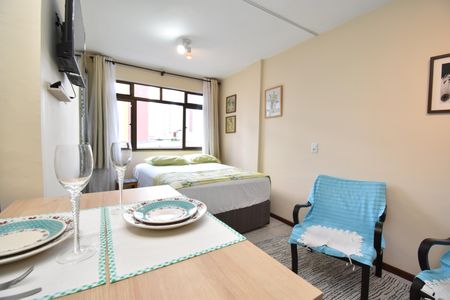 Studio de kitnet/studio para alugar com 1 quarto, 21m² em Centro, Curitiba
