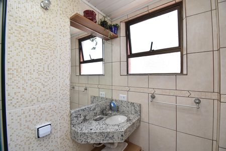 Banheiro do Studio de kitnet/studio para alugar com 1 quarto, 21m² em Centro, Curitiba