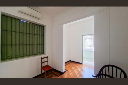 Quarto 2 de casa à venda com 2 quartos, 165m² em Centro, Belo Horizonte