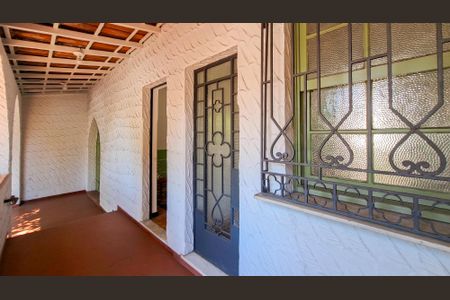 Casa à venda com 165m², 2 quartos e 1 vagaEntrada