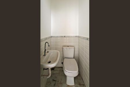 Casa à venda com 165m², 2 quartos e 1 vagaLavabo