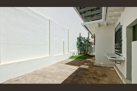 Casa à venda com 165m², 2 quartos e 1 vagaQuintal