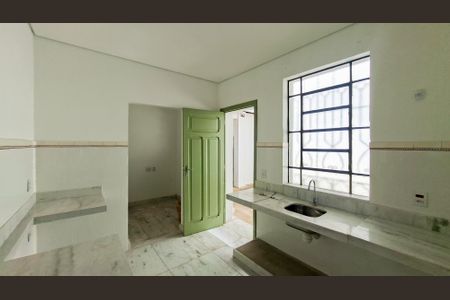 Casa à venda com 165m², 2 quartos e 1 vagaCozinha