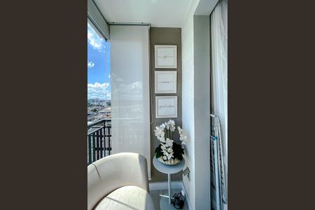 Apartamento à venda com 2 quartos, 56m² em Vila Carioca, São Paulo