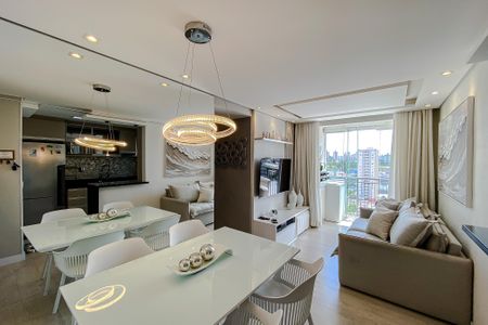 Apartamento à venda com 2 quartos, 56m² em Vila Carioca, São Paulo