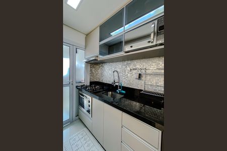 Apartamento à venda com 56m², 2 quartos e 1 vagaCozinha