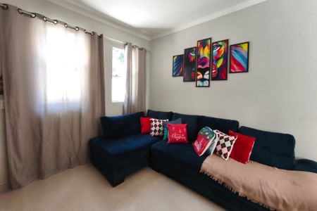 Sala de Estar de casa para alugar com 3 quartos, 319m² em Parque Santa Bárbara, Campinas