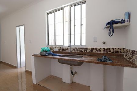 Apartamento para alugar com 90m², 2 quartos e 2 vagasCozinha