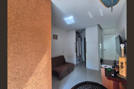 Apartamento à venda com 93m², 2 quartos e 1 vaga Apartamento à venda com 93m², 2 quartos e 1 vagaSuíte