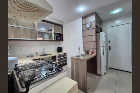 Apartamento à venda com 93m², 2 quartos e 1 vaga Apartamento à venda com 93m², 2 quartos e 1 vagaCozinha