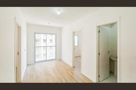 Sala de apartamento para alugar com 2 quartos, 45m² em Cidade Ariston Estela Azevedo, Carapicuíba