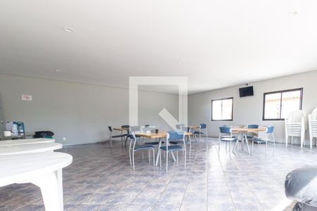 Apartamento à venda com 48m², 2 quartos e 1 vaga Apartamento à venda com 48m², 2 quartos e 1 vagaÁrea comum - Salão de festas