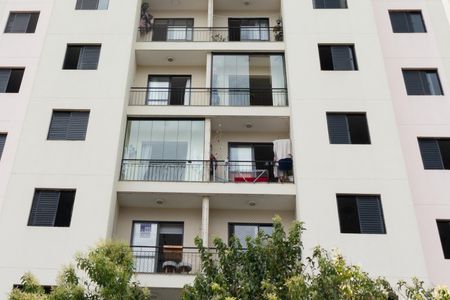 Apartamento à venda com 48m², 2 quartos e 1 vaga Apartamento à venda com 48m², 2 quartos e 1 vagaFachada