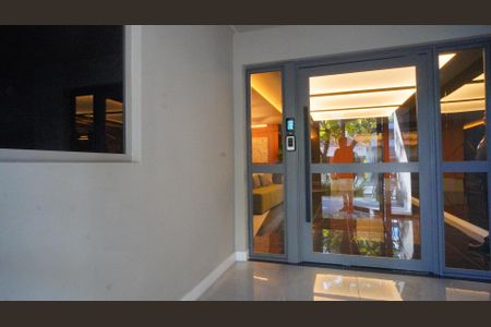 Studio à venda com 26m², 1 quarto e 1 vaga Studio à venda com 26m², 1 quarto e 1 vagaPortaria