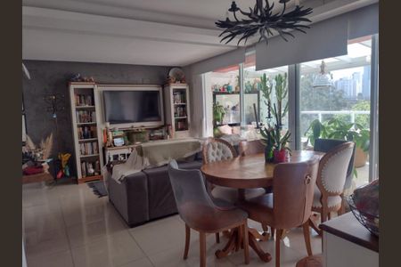 Apartamento à venda com 2 quartos, 99m² em Campo Belo, São Paulo