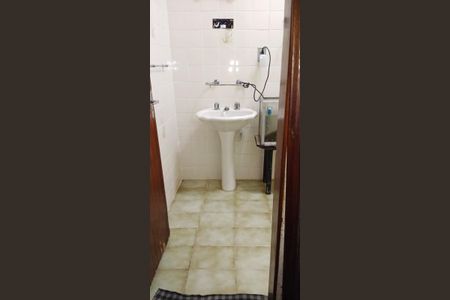 Casa à venda com 180m², 3 quartos e 1 vagaBanheiro