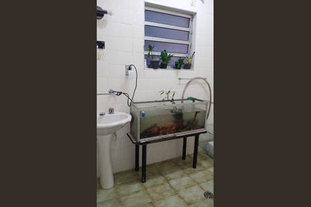 Casa à venda com 180m², 3 quartos e 1 vagaBanheiro