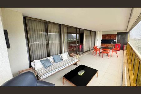 Apartamento à venda com 3 quartos, 217m² em Barra da Tijuca, Rio de Janeiro
