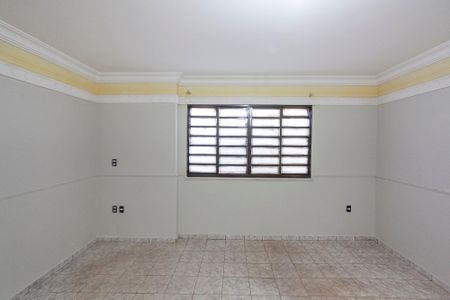 Casa para alugar com 329m², 3 quartos e 4 vagasSala 1